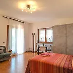 Apartment Le Arcate Zona Maggiore