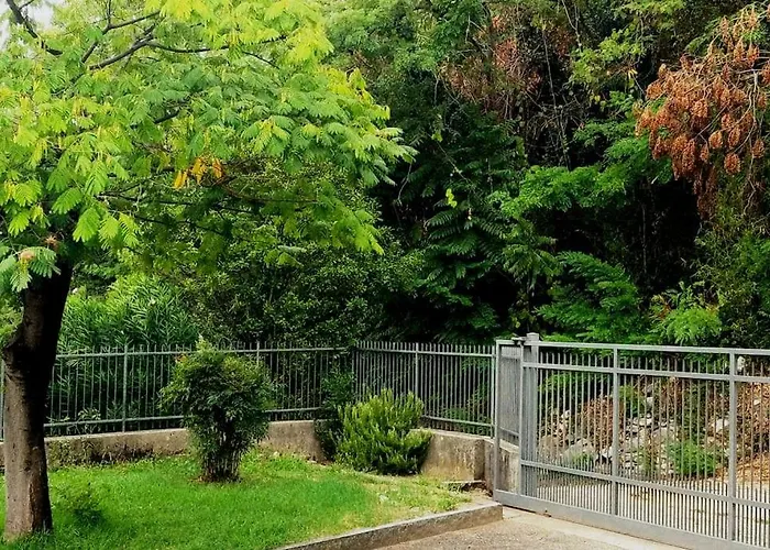 Le Arcate Zona Maggiore * Cittiglio